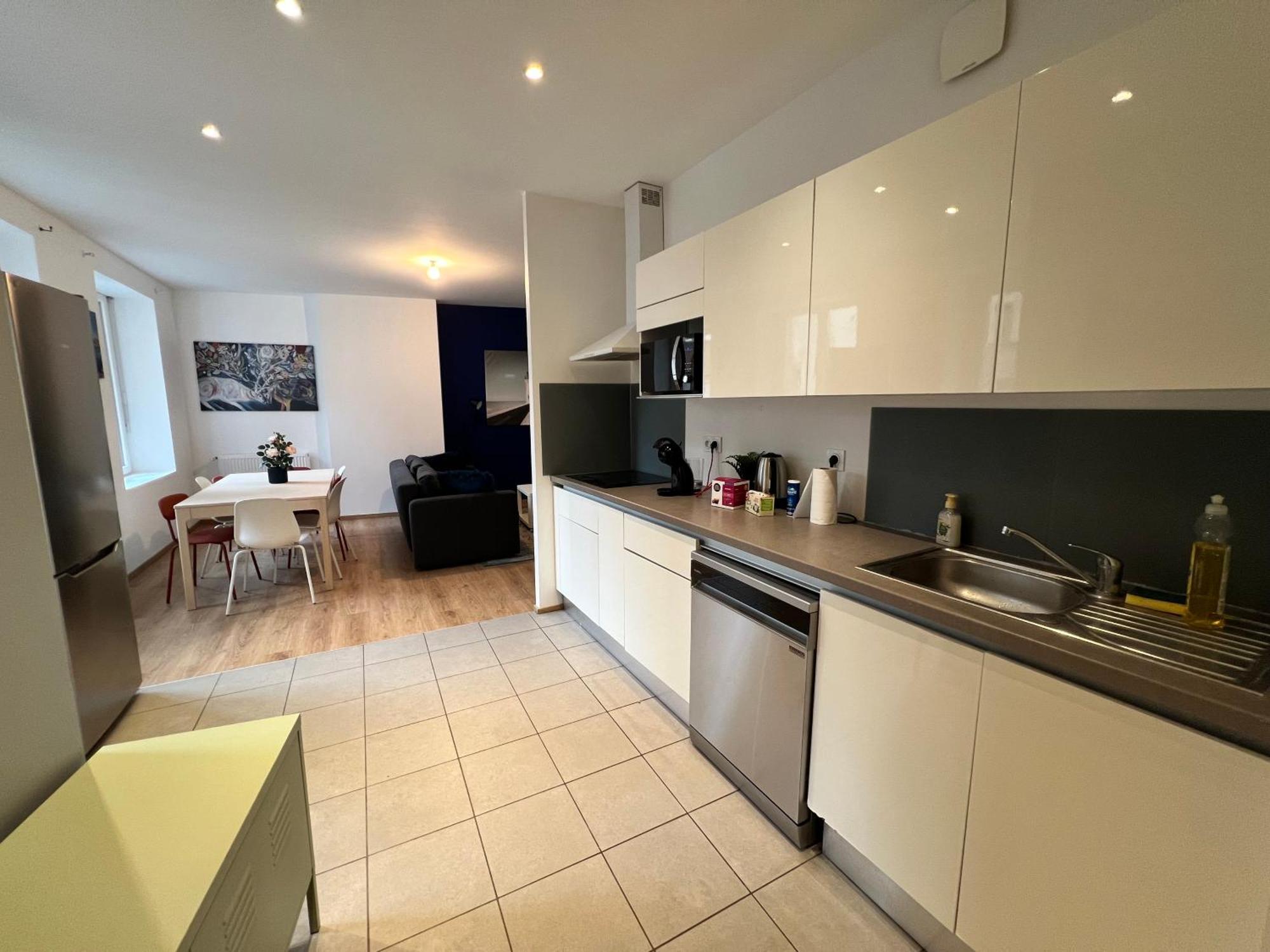 24 Chic & Cosy Grand Appart 88M2 Parking Gratuit Hypercentre Netflix Saint-Etienne  Extérieur photo